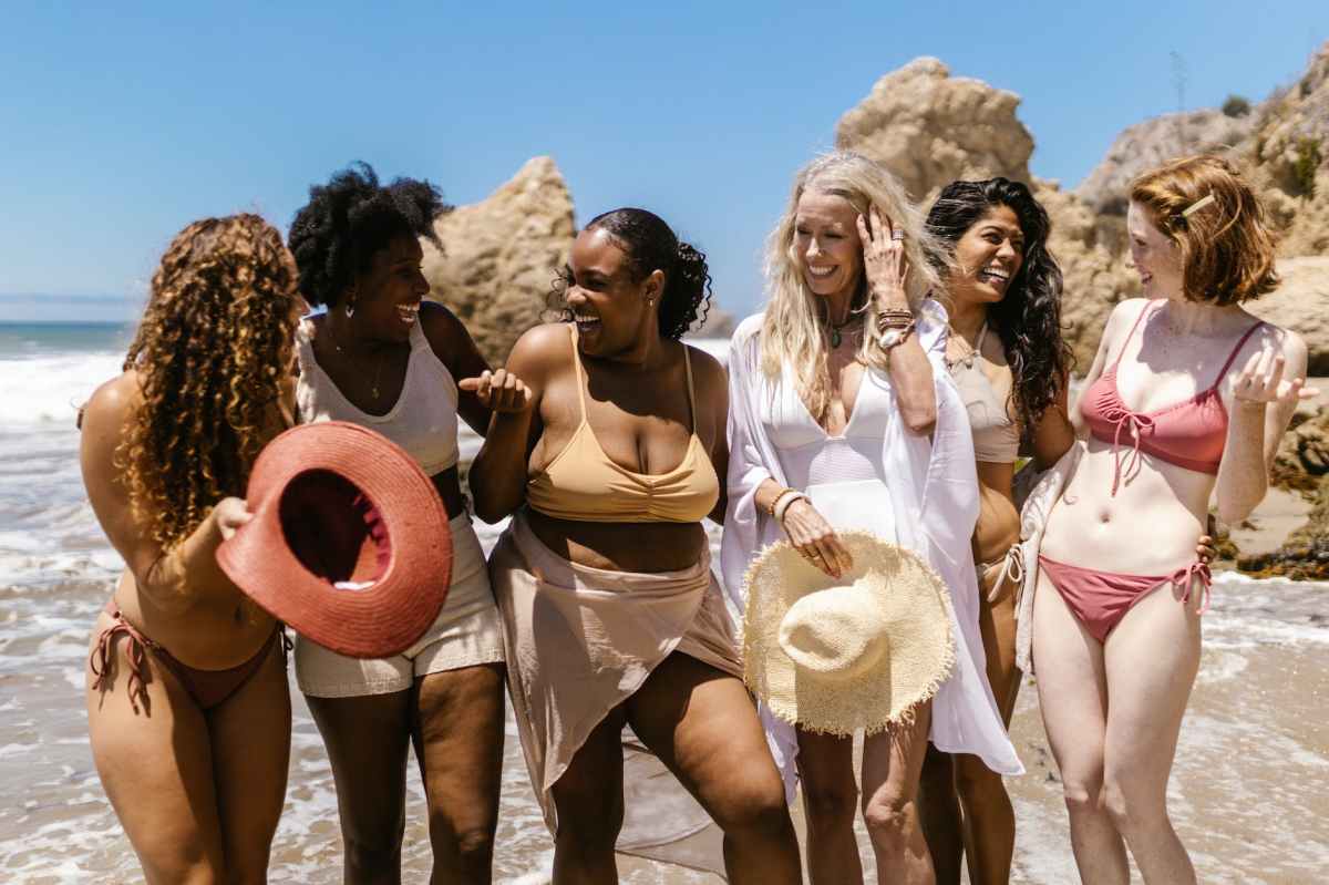 How to Plan a Girlfriends Getaway  